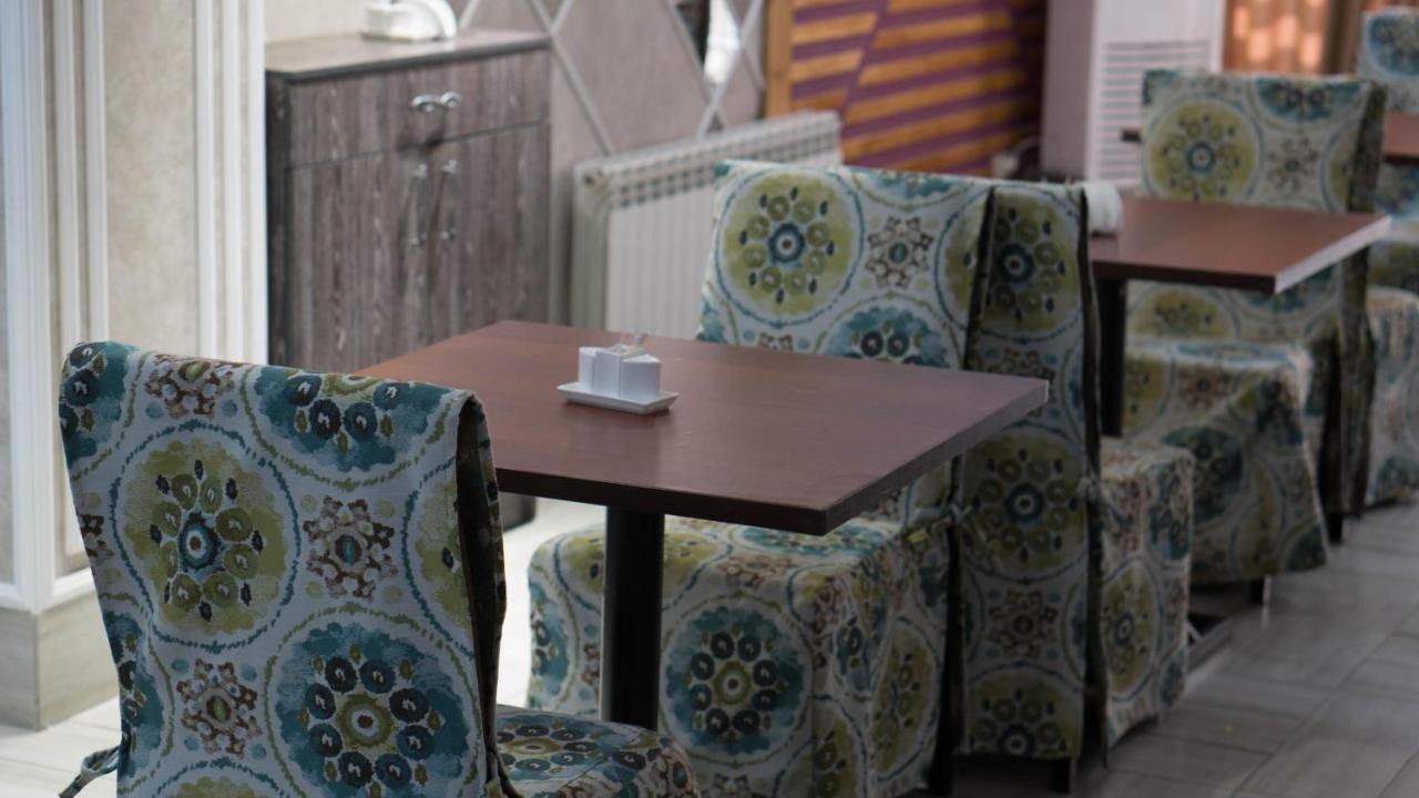 Artastana Hotel Eksteriør billede